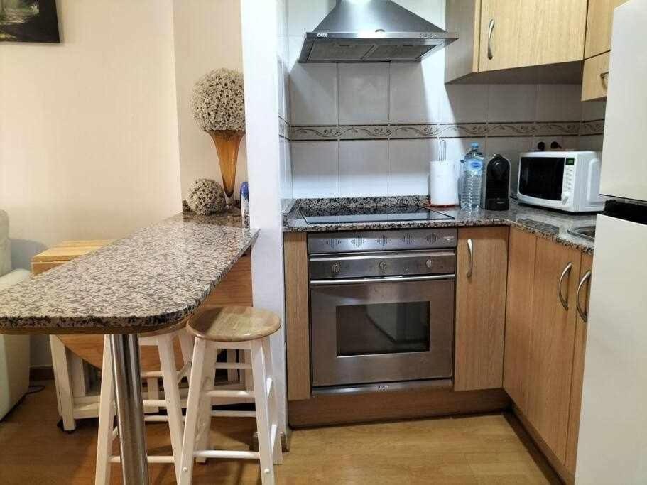 Loft Old Couples Getaway Apartment